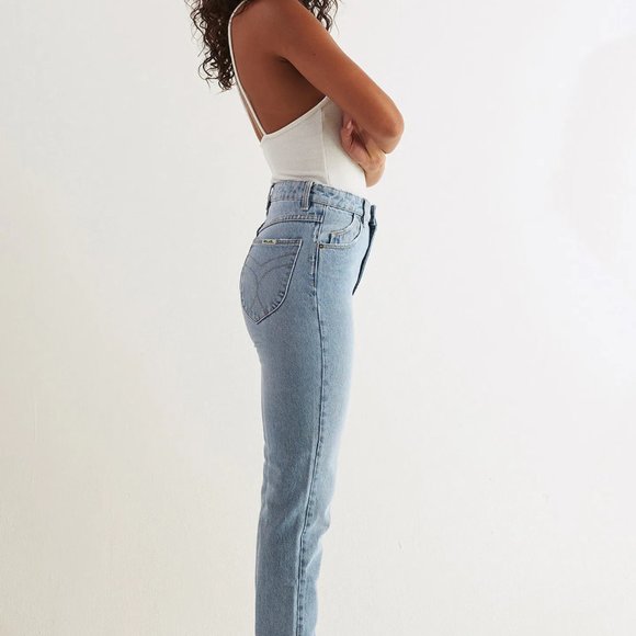 ROLLA'S High-Rise Duster Jeans in Old Stone (light wash) size 30 - Picture 4 of 6